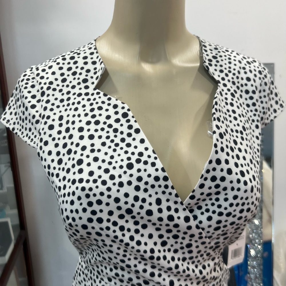 Alexia Admor  dress size 4